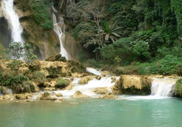 lpq-kuang-si-waterfall