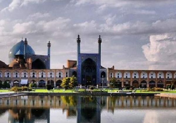 isfahan-.-naqsche-jahan-palatz