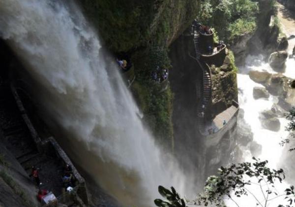 pastaza-pailon-diablo-isla-4.jpg