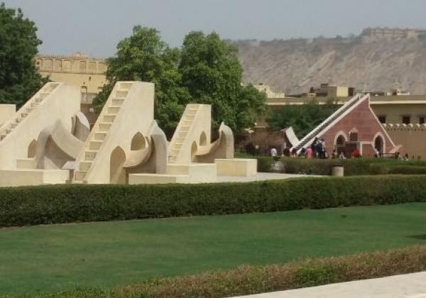 jantar-mantar