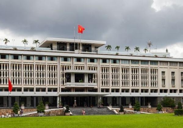 vn-saigon--reunification-palace.jpg