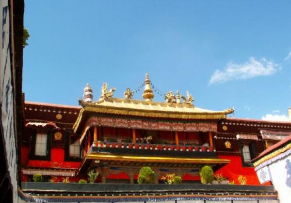 jokhang-kloster-2.jpg
