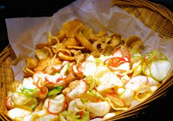 malaysia---krupuk-national-dish