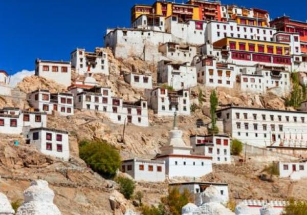 102---thiksey-gompa-800x533