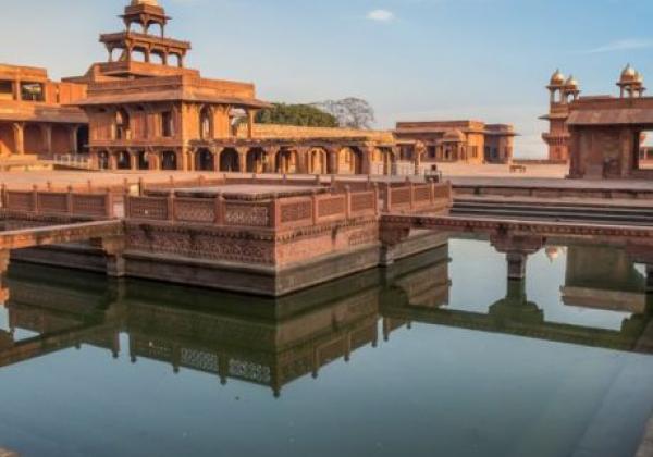 9---fatehpur-sikri-800x533